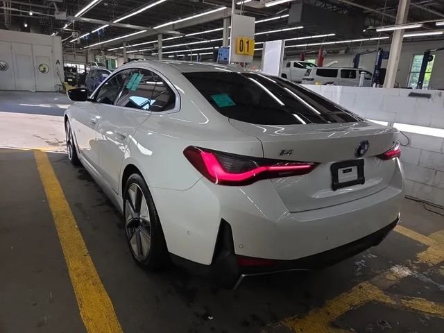 Used 2025 White BMW xDrive40 image 5