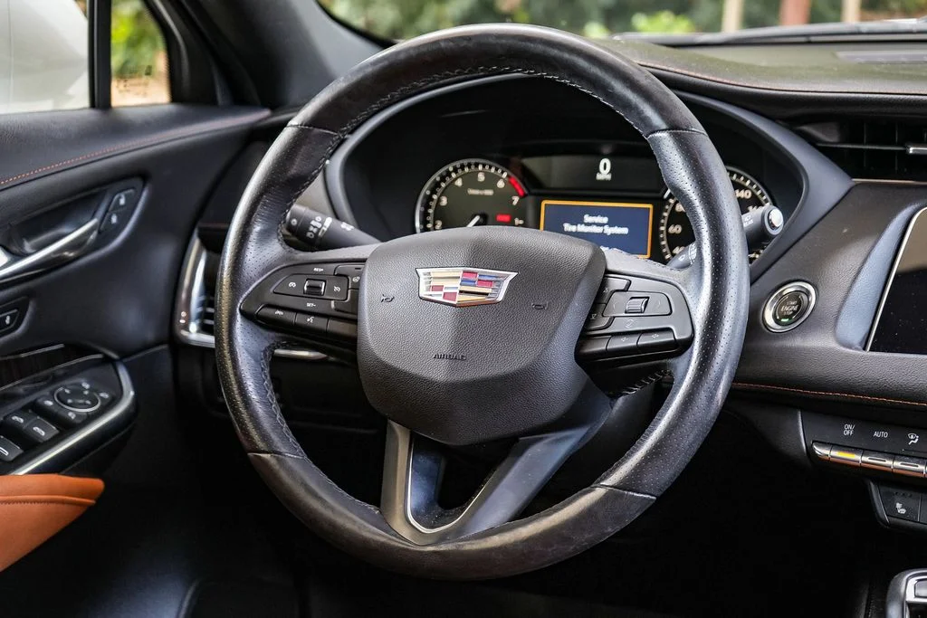 Used 2019 White Cadillac Sport image 15
