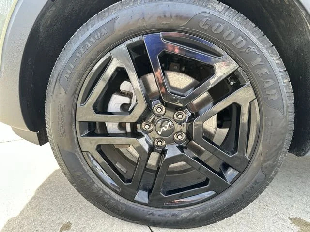 2023 Kia Telluride EX X-Line - Photo 13