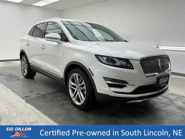 Certified Used 2019 White Platinum Metallic Tri-Coat Lincoln Reserve image 3