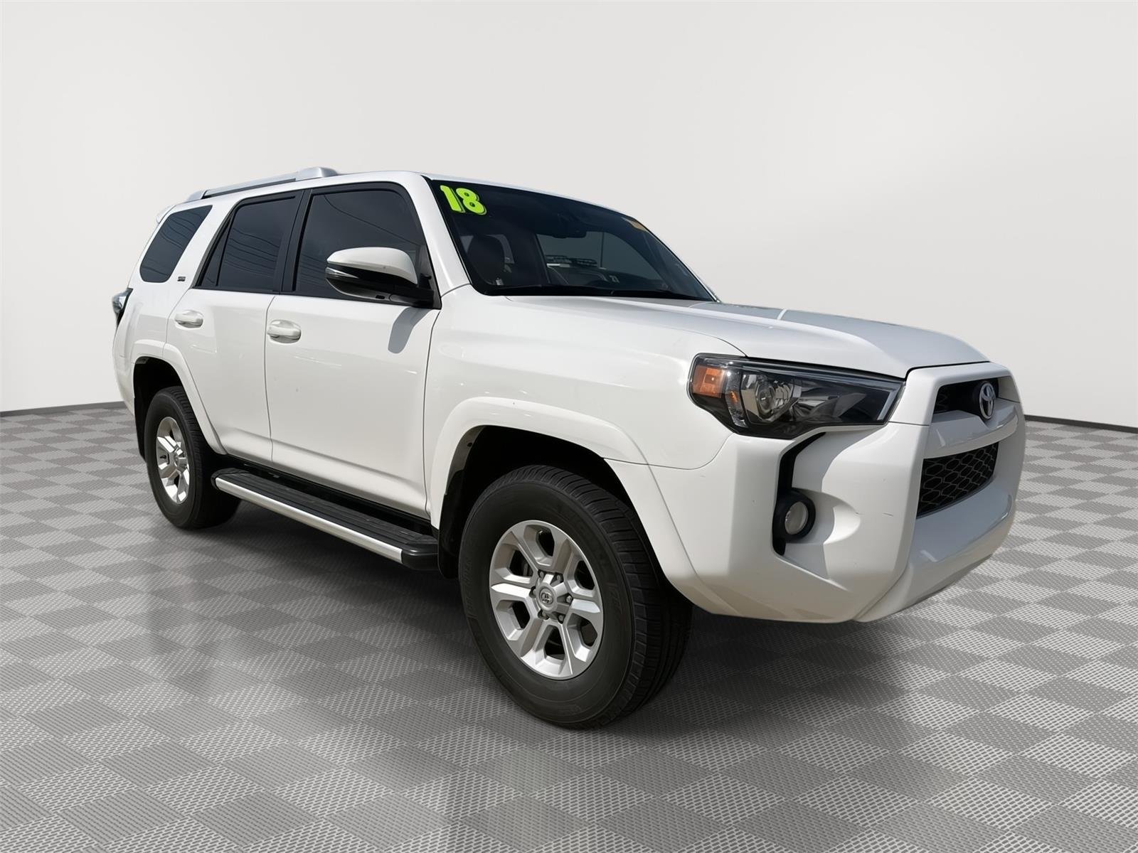 Used 2018 Super White Toyota SR5 Premium image 1
