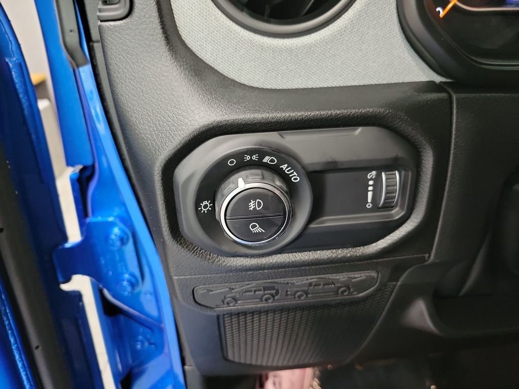 New 2025 Hydro Blue Pearlcoat Jeep Sport S image 18
