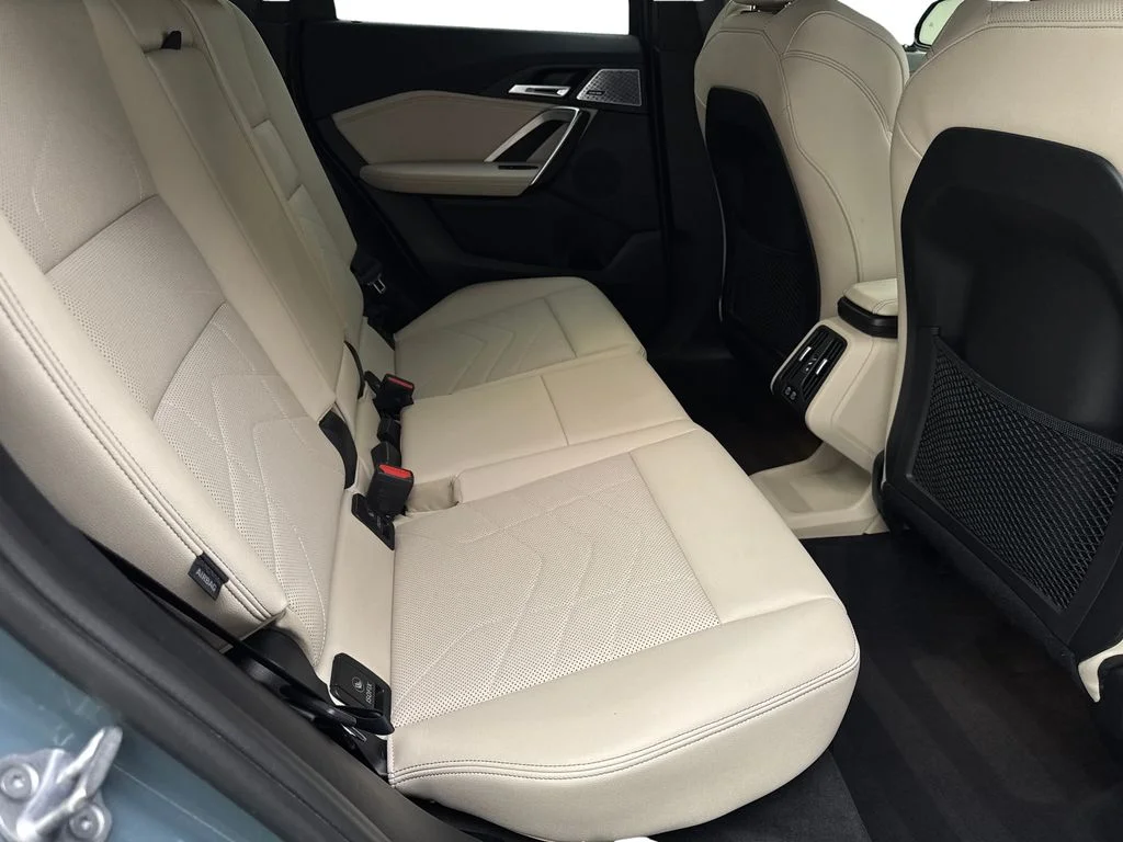 Used 2023 Green BMW xDrive28i image 40