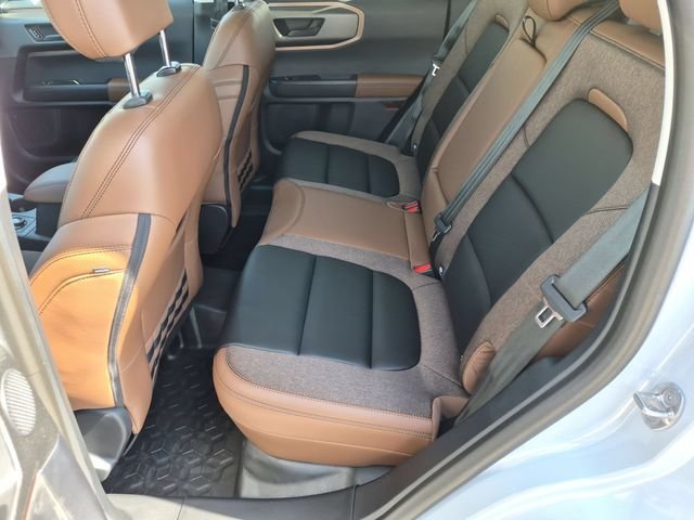 New 2026 Space White Metallic Ford Outer Banks® image 18