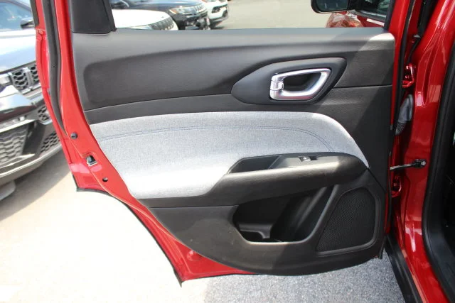 Used 2024 Red Jeep Latitude image 22