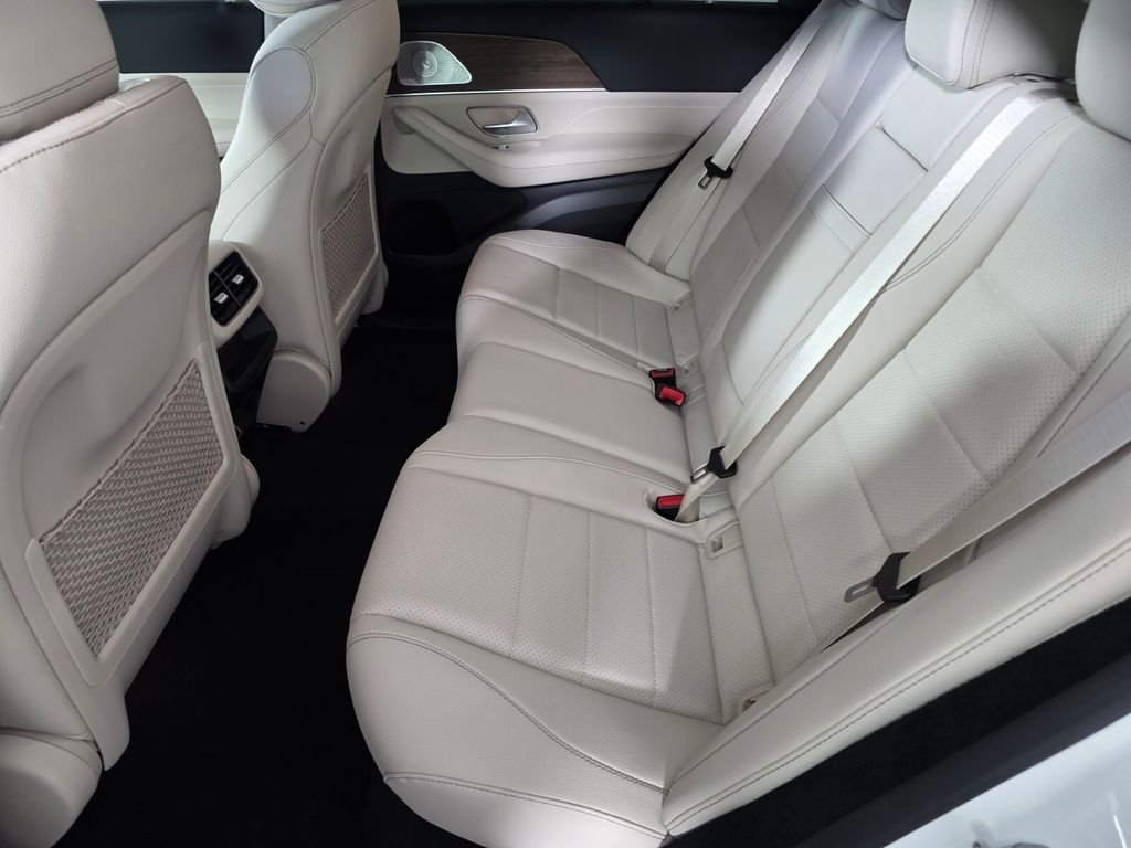 New 2026 Polar White Mercedes-Benz GLE 350 image 11