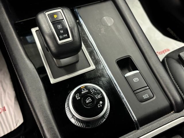 Used 2024 Gray Mitsubishi  image 32