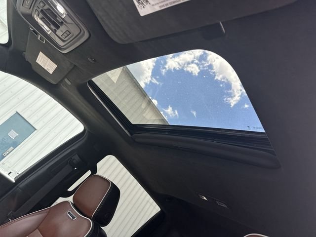 Used 2024 Black GMC Denali Ultimate image 18