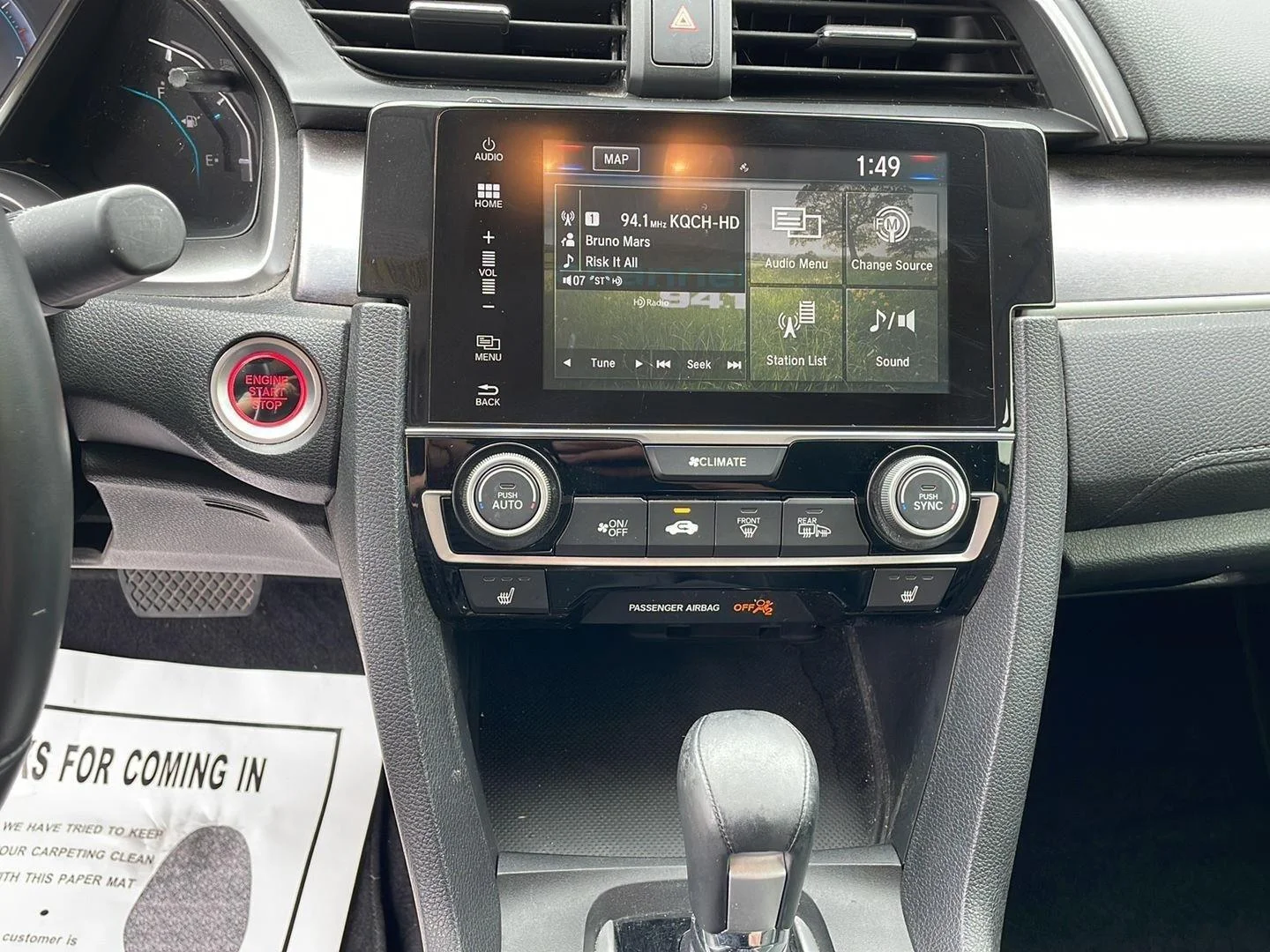Used 2018  Honda Touring image 13