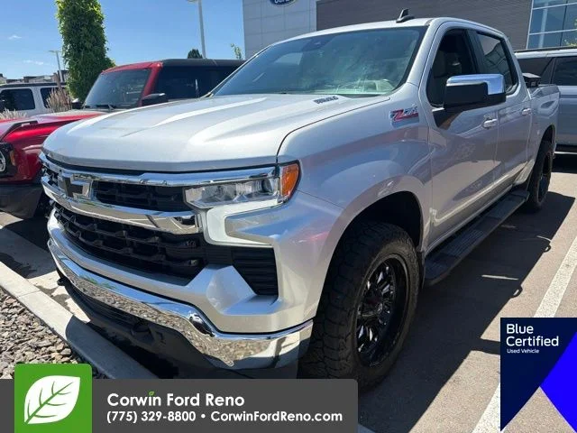 Used 2022 Silver Ice Metallic Chevrolet LT image 4