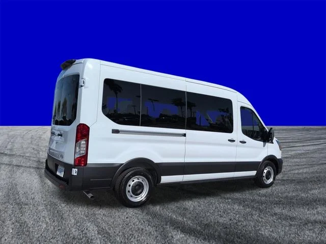 New 2026 Oxford White Ford Passenger Van XL image 4