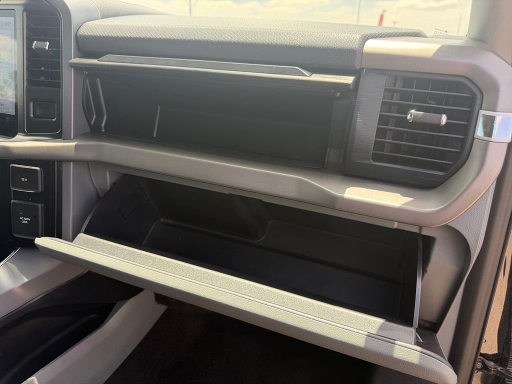 Used 2024 Black Ford XLT image 23