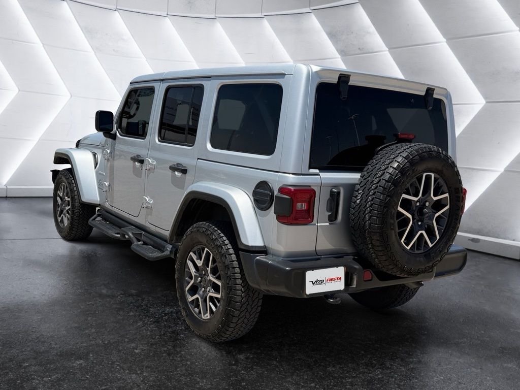 Certified Used 2024 Silver Jeep Sahara image 4