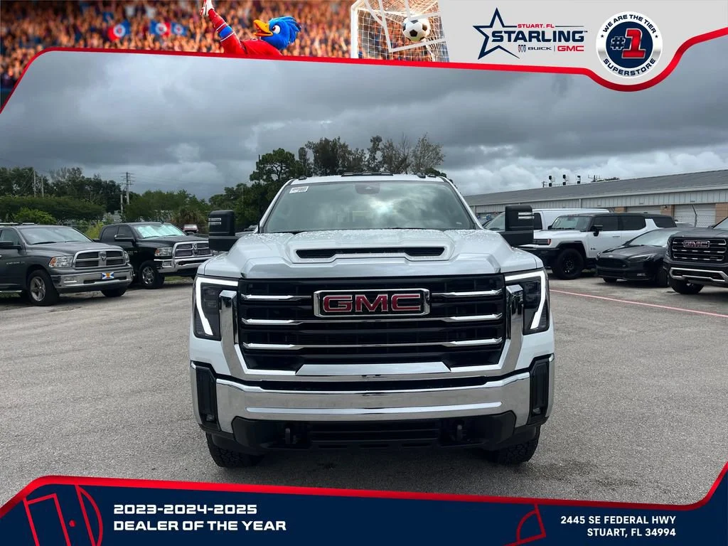 New 2026 Summit White GMC SLE image 3