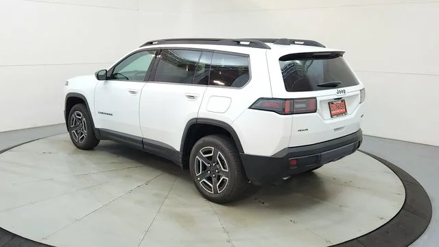 New 2026 Bright White Clear-Coat Exterior Paint Jeep Limited image 7
