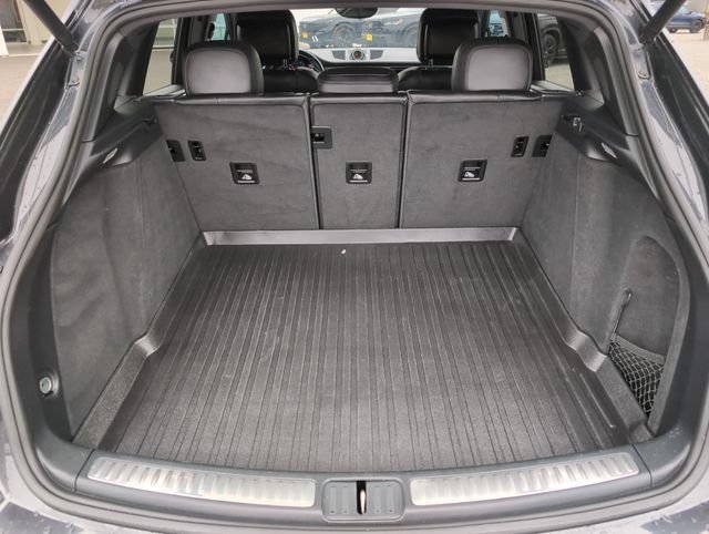 Used 2017 Volcano Grey Metallic Porsche Base image 13