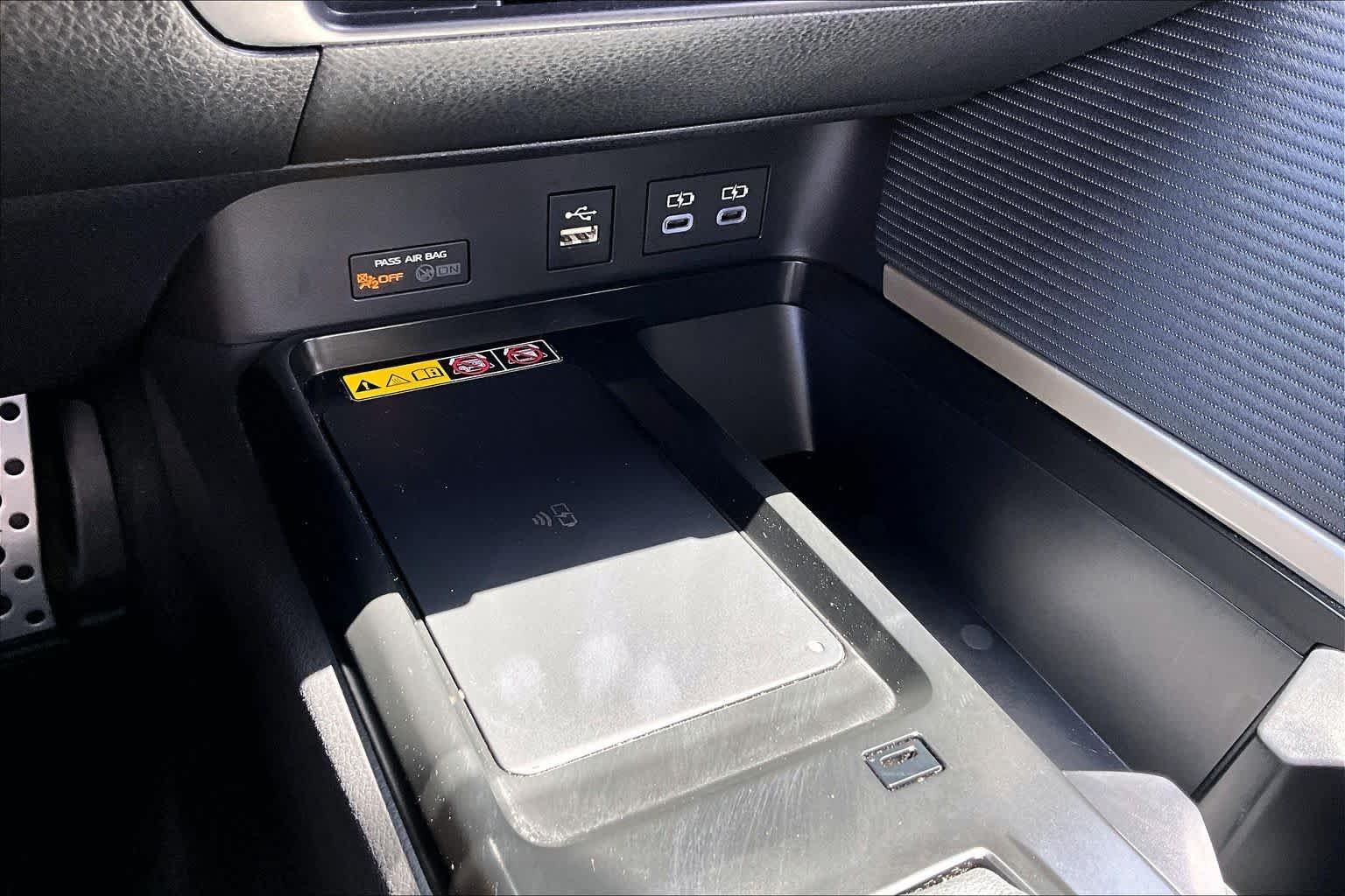 Used 2026 Ice Cap Toyota SE image 30
