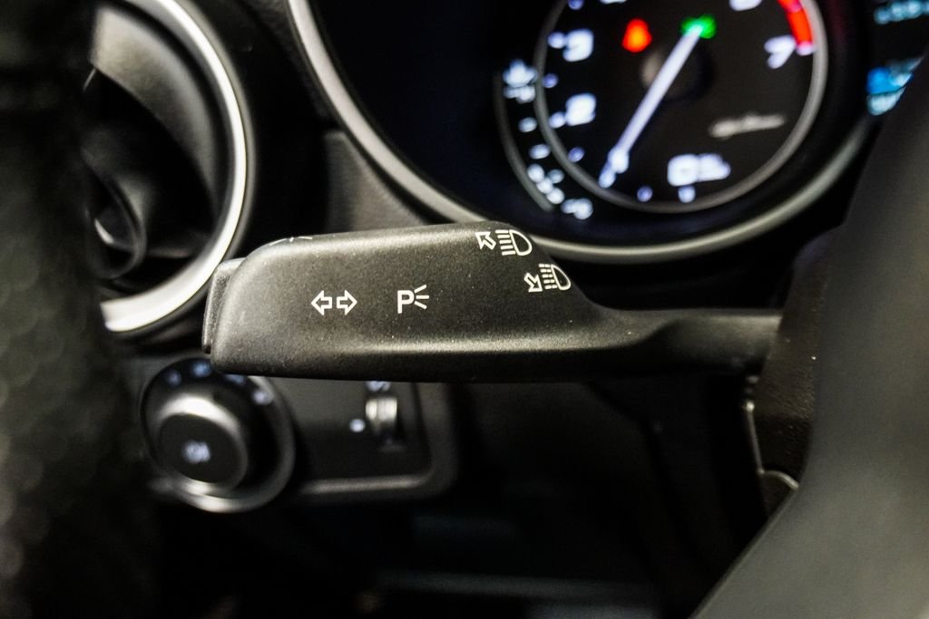 Used 2023 Gray Alfa Romeo Ti image 18