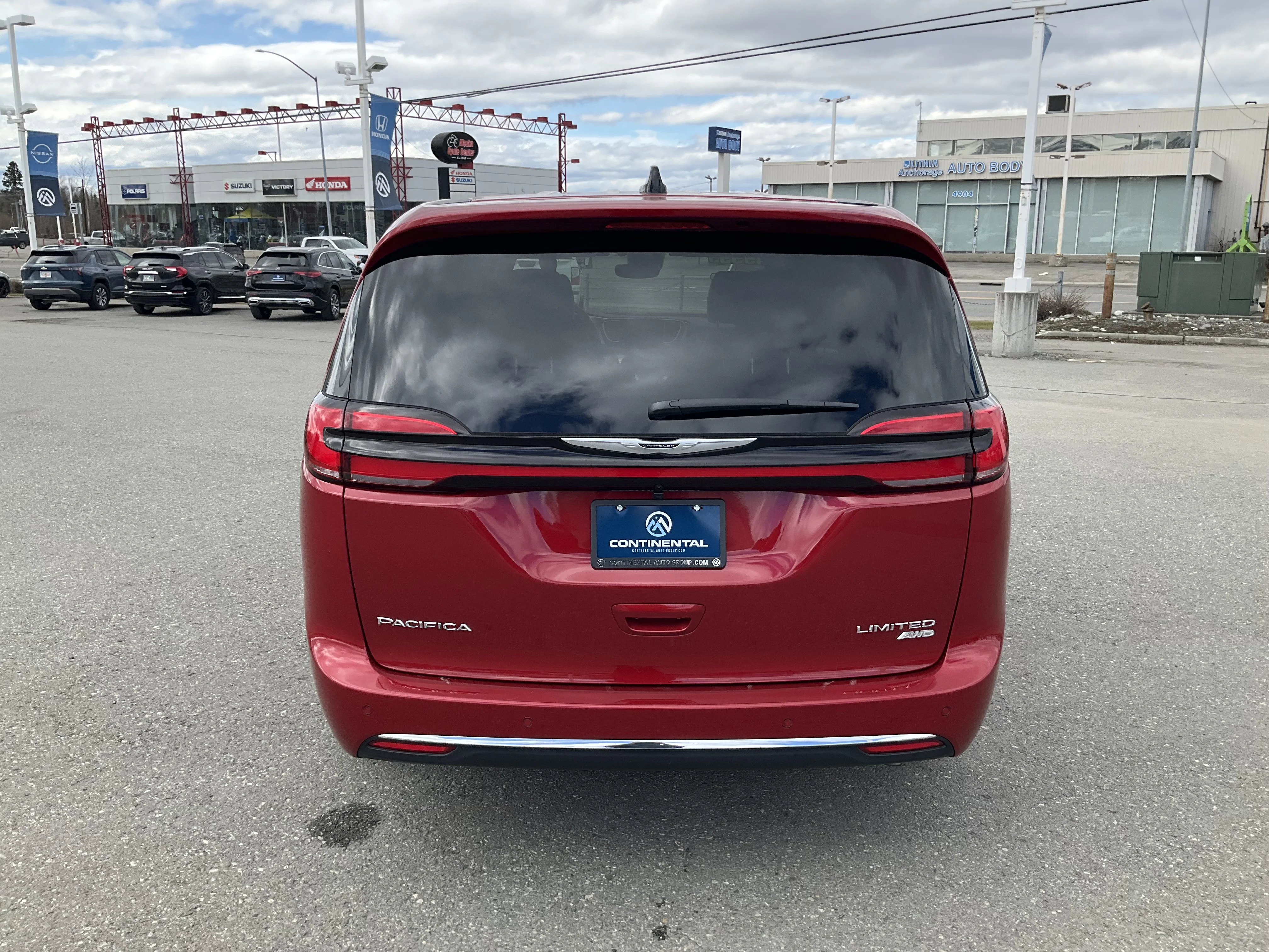 Used 2026 Red Hot Pearlcoat Chrysler Limited image 4