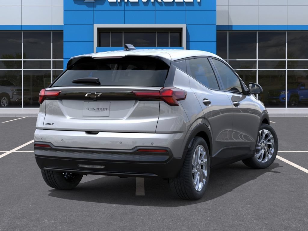 New 2027 Sterling Grey Metallic Chevrolet LT image 4