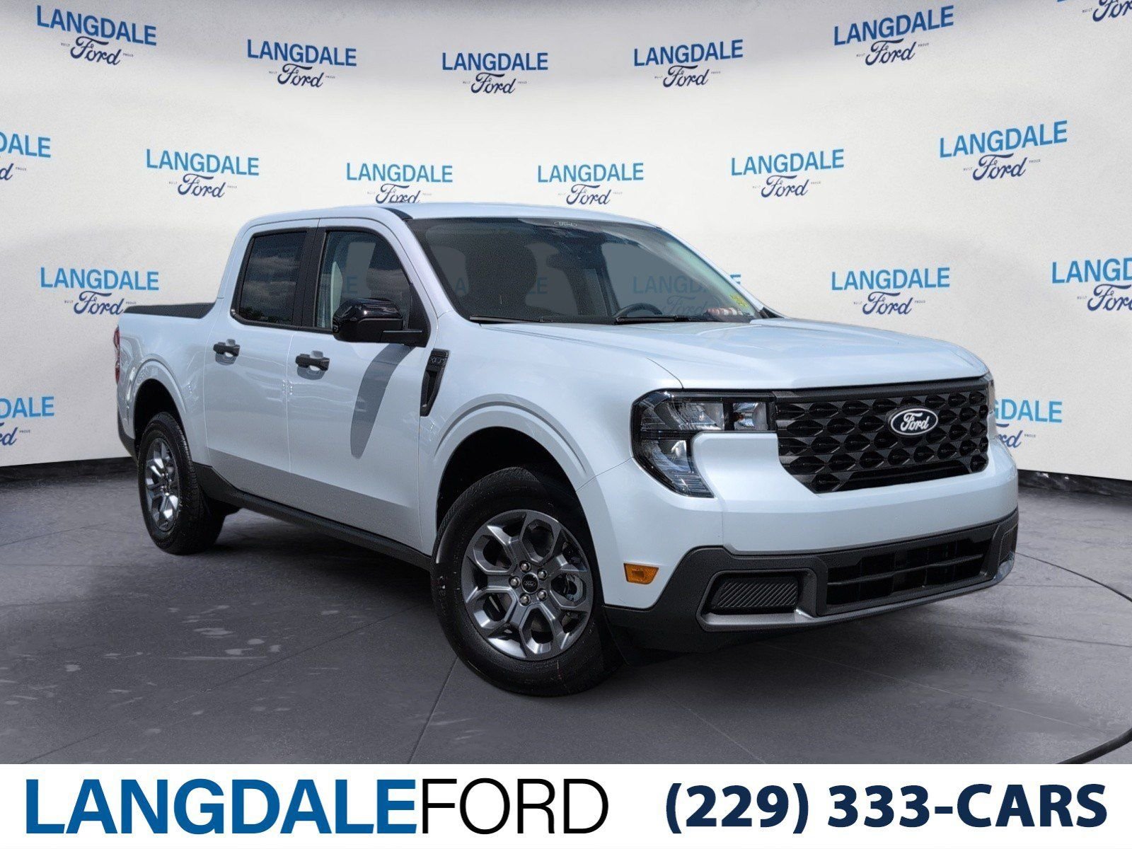 New 2026 Space White Metallic Ford XLT image 1