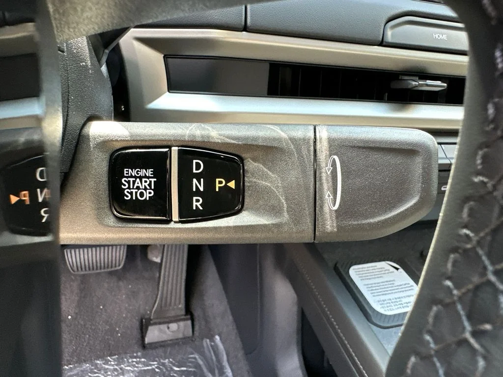 New 2027 White Kia EX image 33