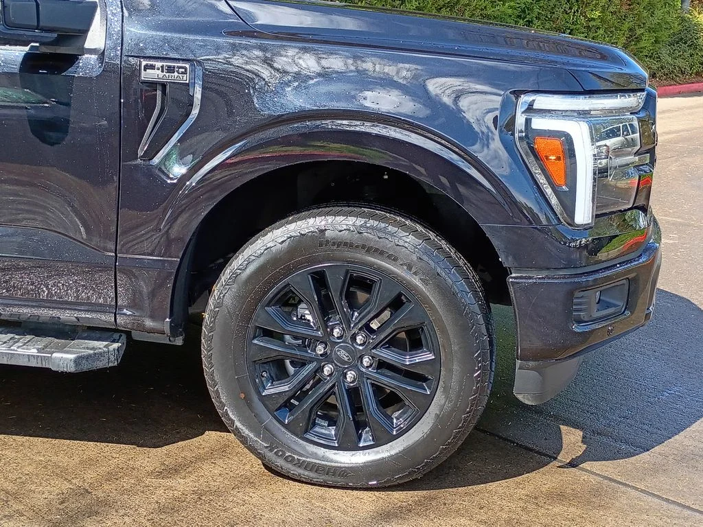 Used 2025 Black Ford Lariat image 2