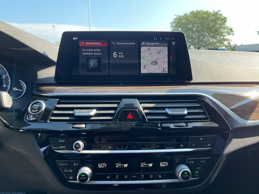 Used 2018 Black BMW 540i xDrive image 43