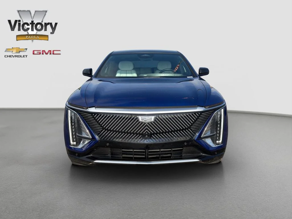 Used 2024 Cadillac LYRIQ Luxury 1 with VIN 1GYKPPRL6RZ126960 for sale in Kansas City
