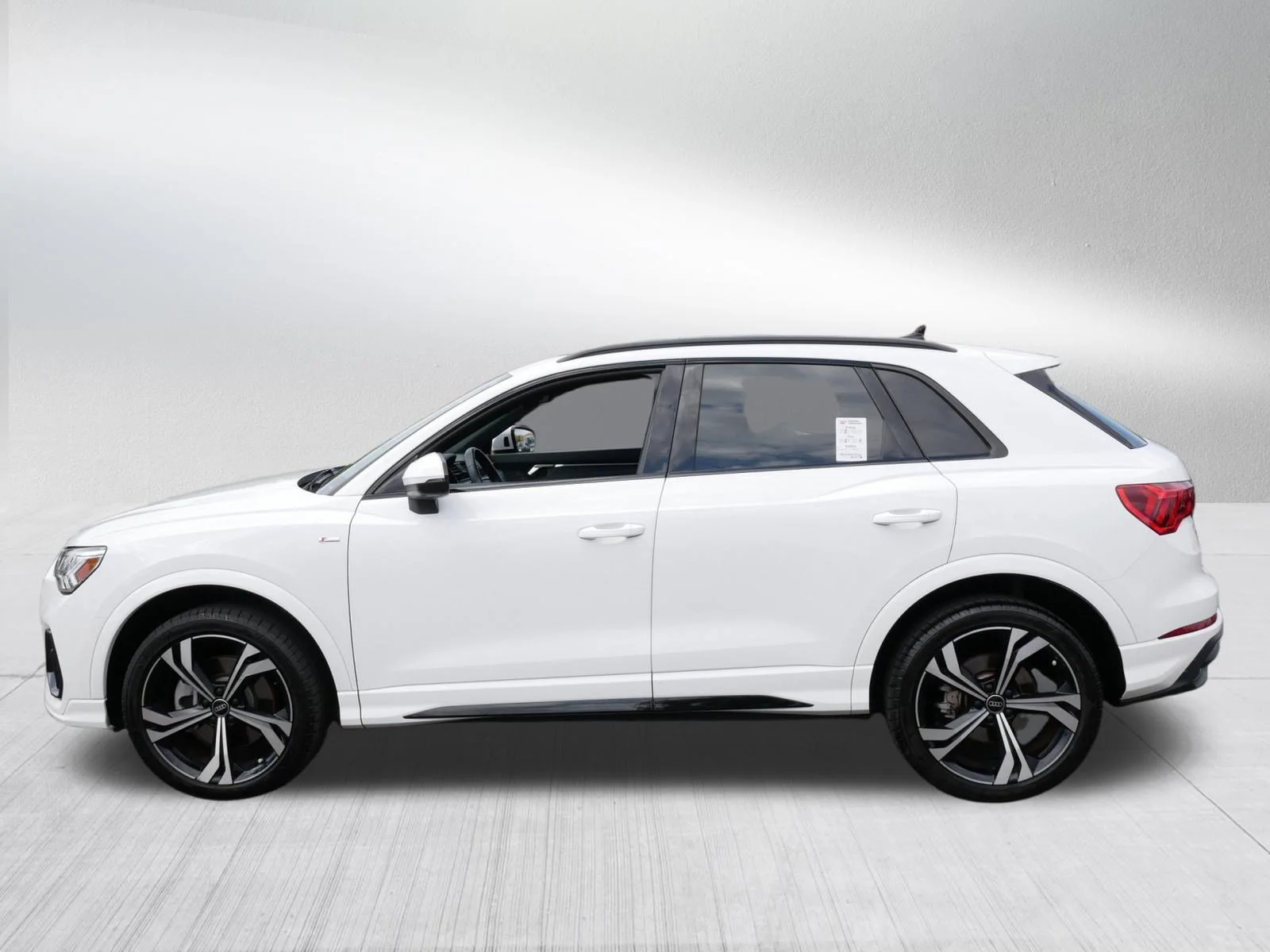 Used 2023 White Audi S line Premium Plus image 4