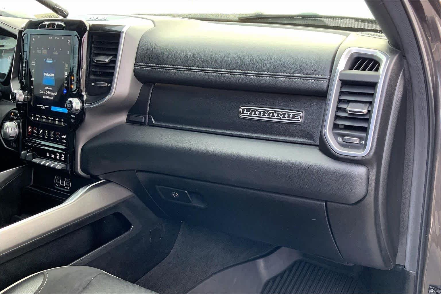 Used 2020 Granite Crystal Metallic Clearcoat Ram Laramie image 18