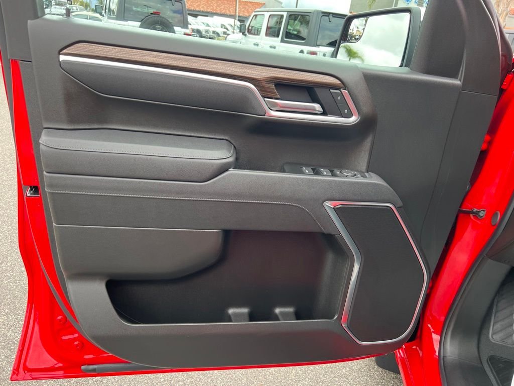 Used 2025 Red Chevrolet LT image 14