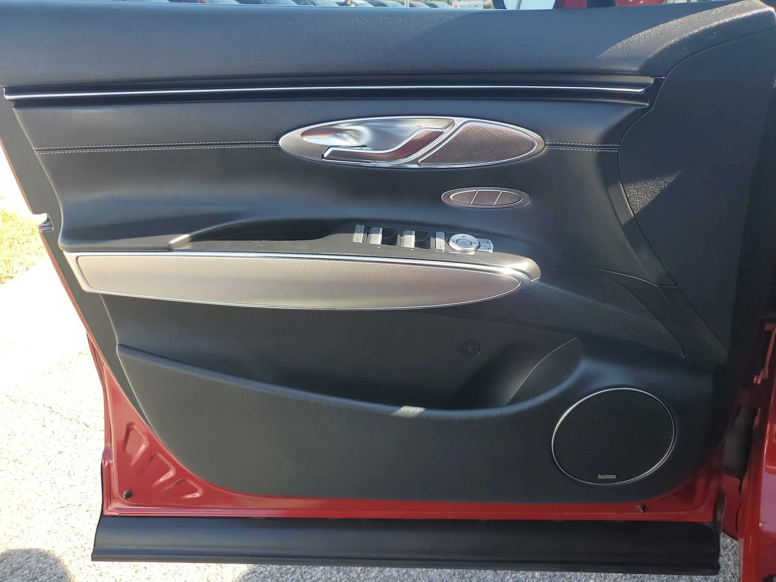 Used 2022  Genesis 2.5T image 15
