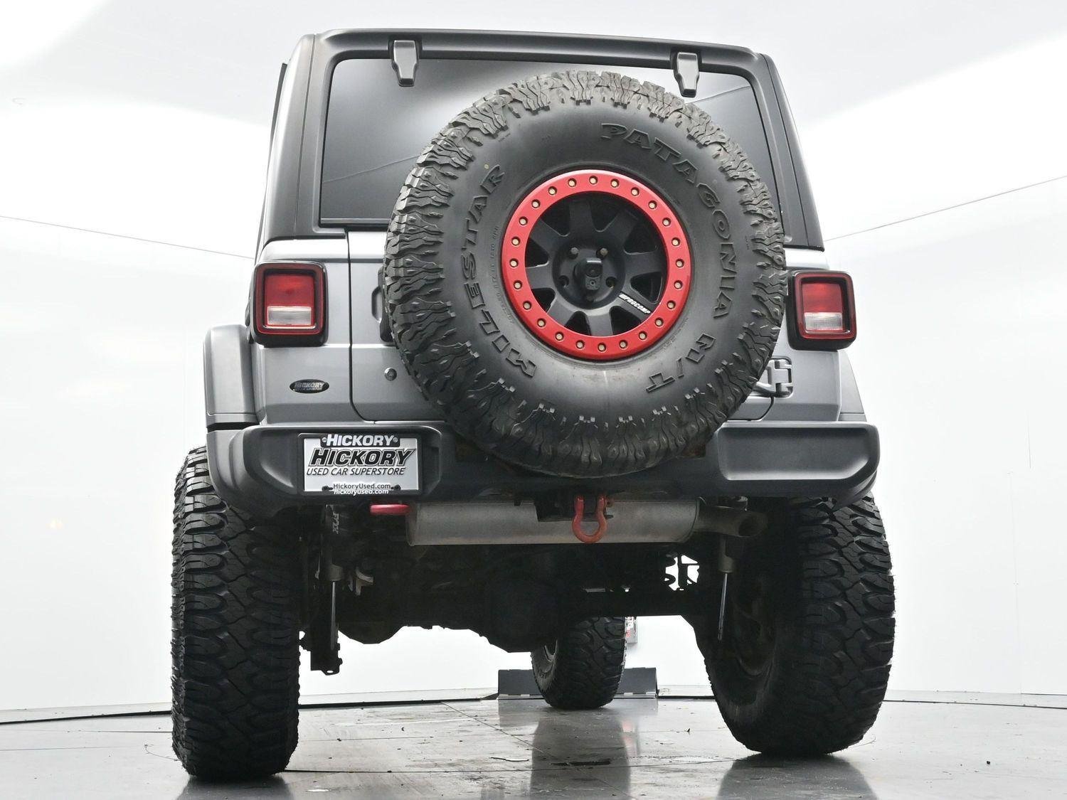 Used 2020 Billet Silver Metallic Clearcoat Jeep Rubicon image 45