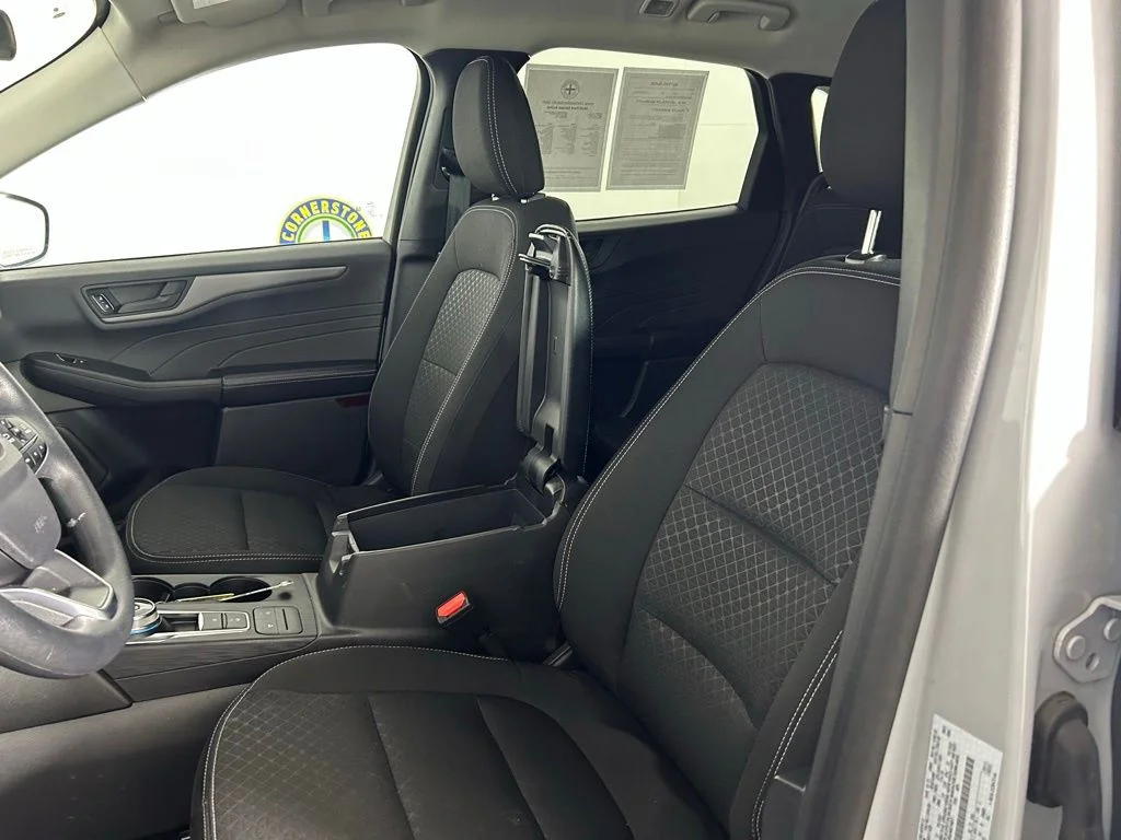 Used 2025 Silver Ford Active image 10