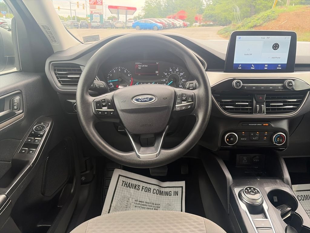 Used 2022 White Ford SE image 14
