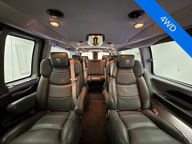 Used 2020 01u Chevrolet Explorer Limited SE image 2