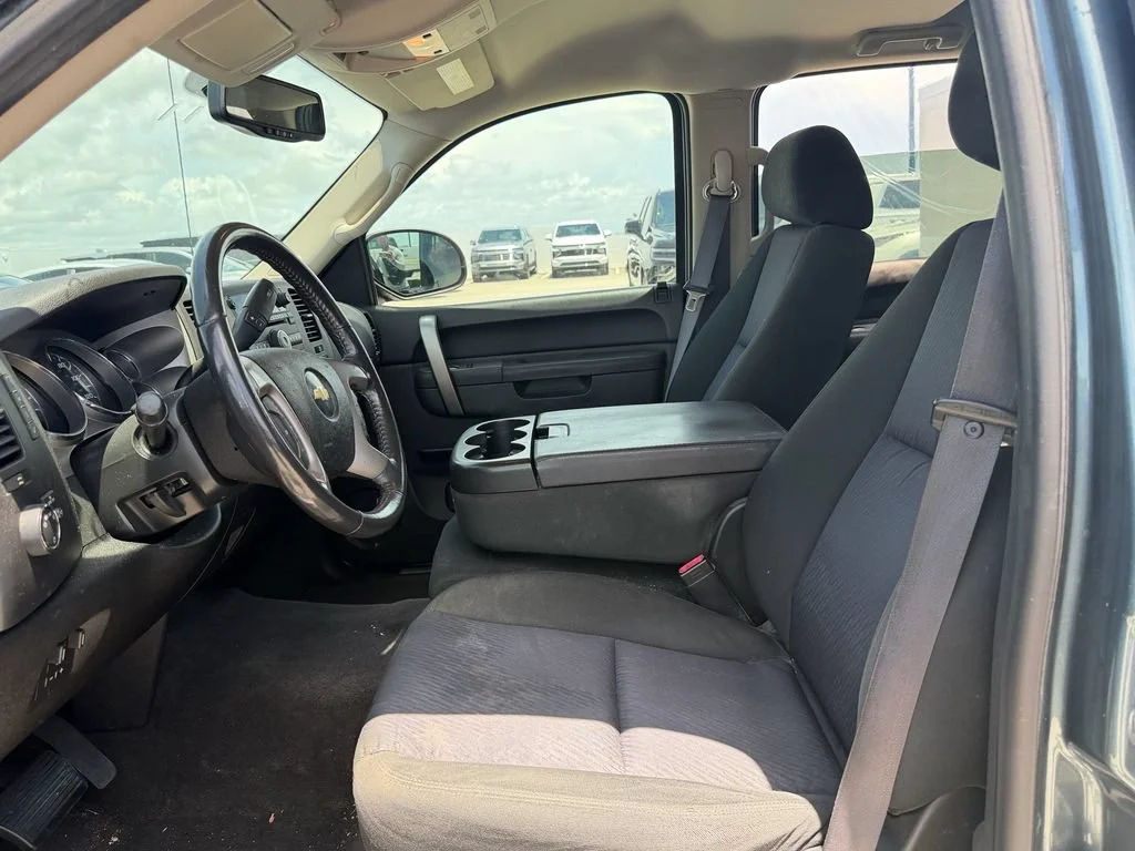 Used 2011 BLUE GRANITE METALLIC Chevrolet LT image 10