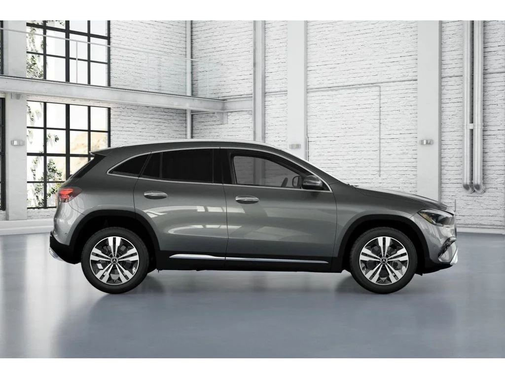 New 2026  Mercedes-Benz GLA 250 image 2