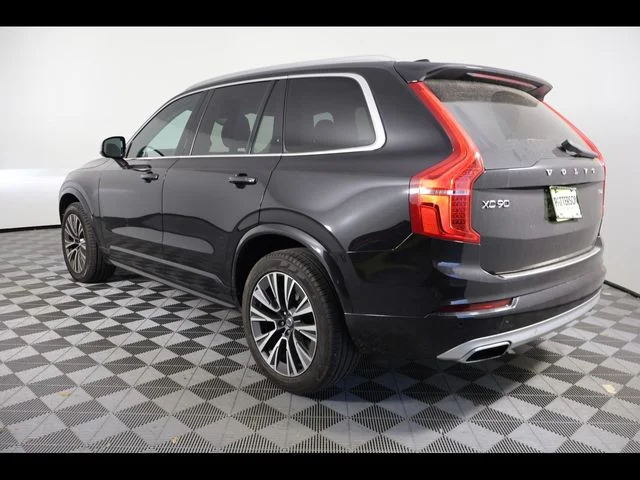 Used 2021 Black Volvo T6 Momentum image 4