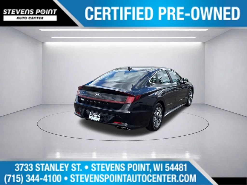 Used 2023 Onyx Black Hyundai SEL image 9