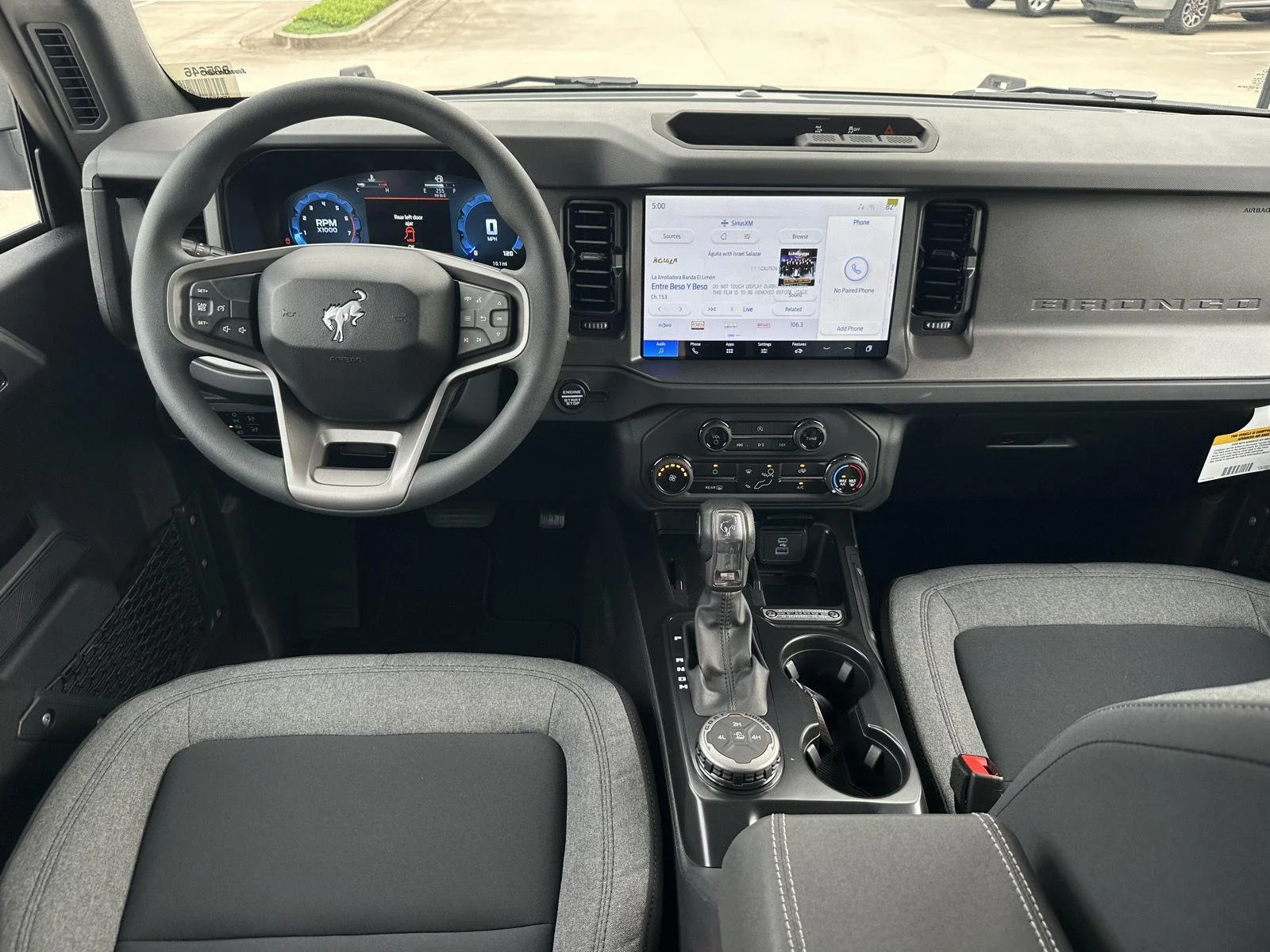 2025 Ford Bronco 4-Door Base - Photo 12