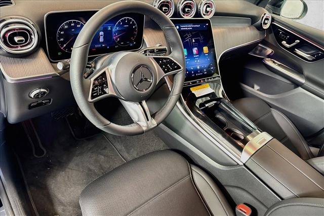 New 2026 Black Mercedes-Benz GLC 300 image 39