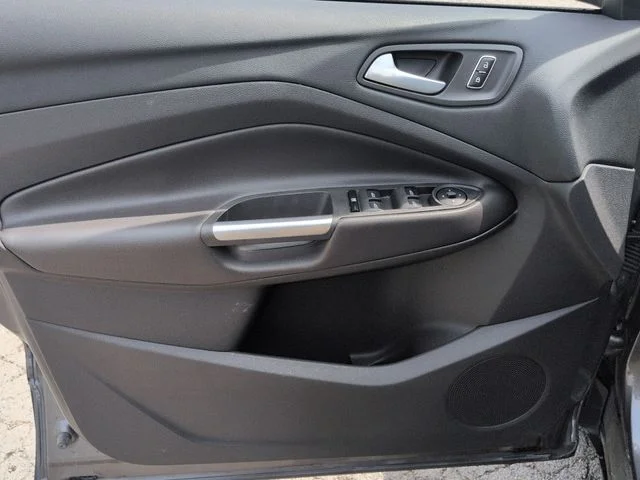 Used 2014 Gray Ford SE image 23