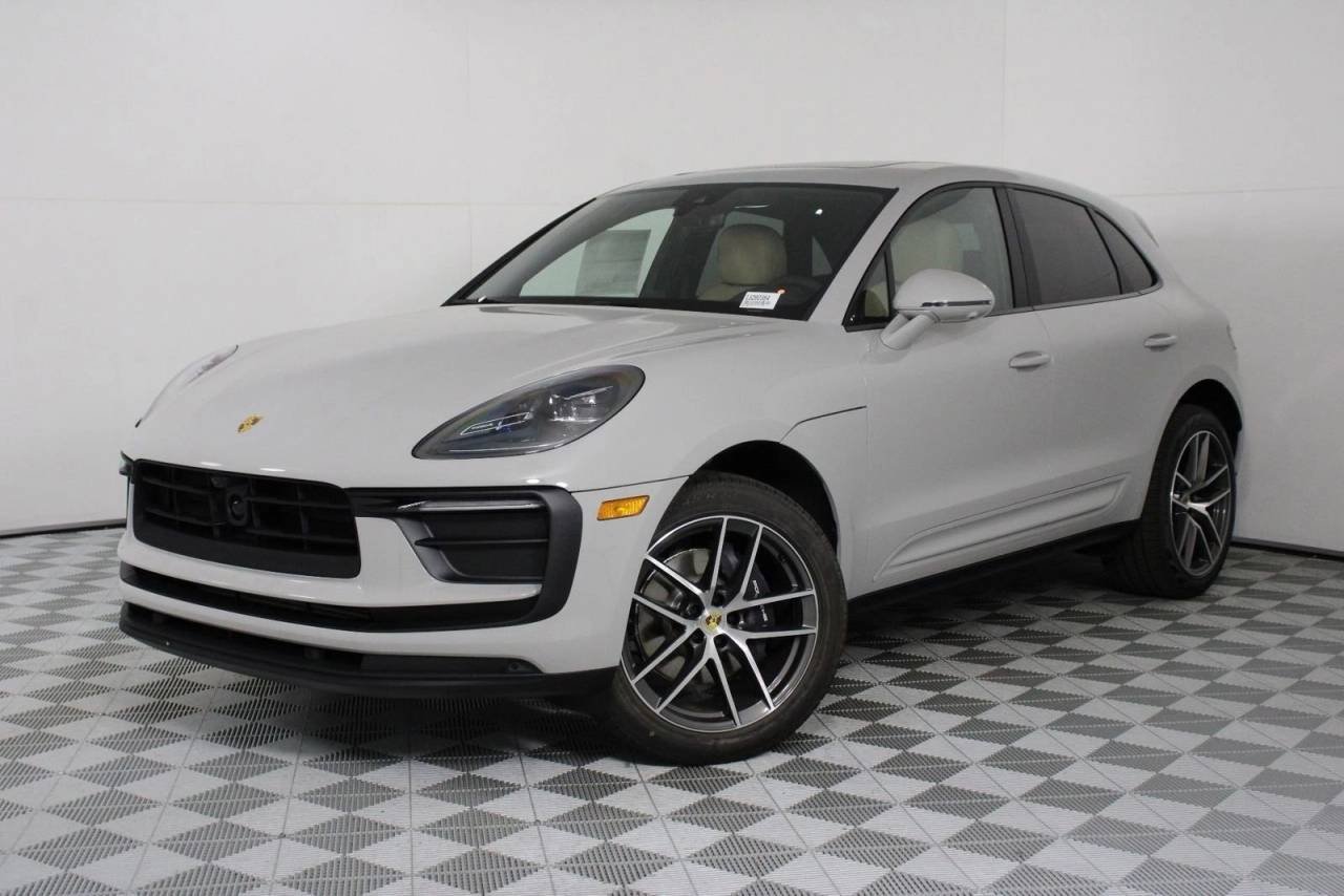 2026 Porsche Macan