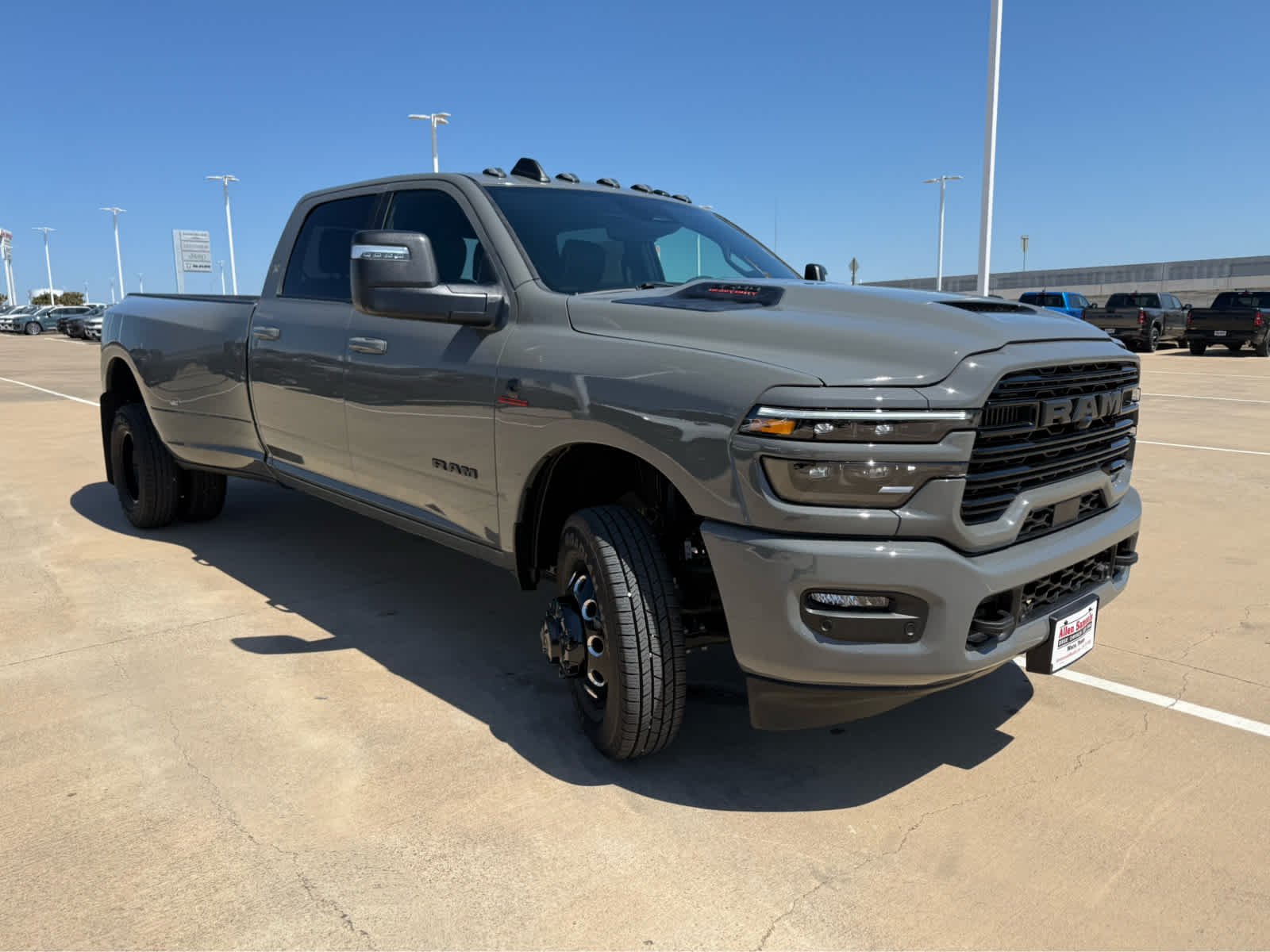 New 2026 Ceramic Gray Clear-Coat Exterior Paint RAM Laramie image 4