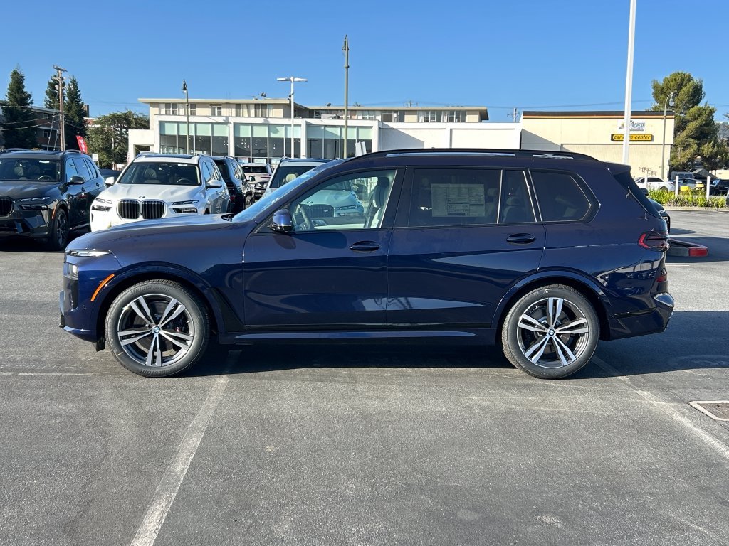 New 2027 Tanzanite Blue II Metallic BMW xDrive40i image 2