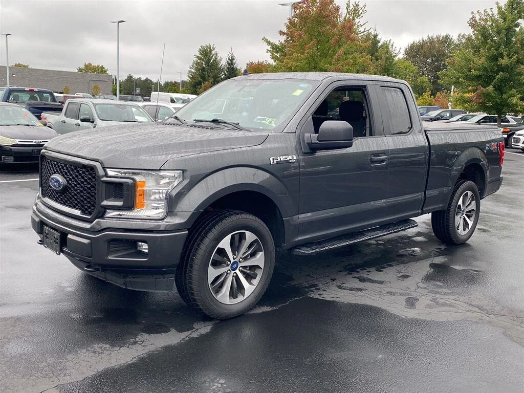 Used 2020 Magnetic Ford XL image 6