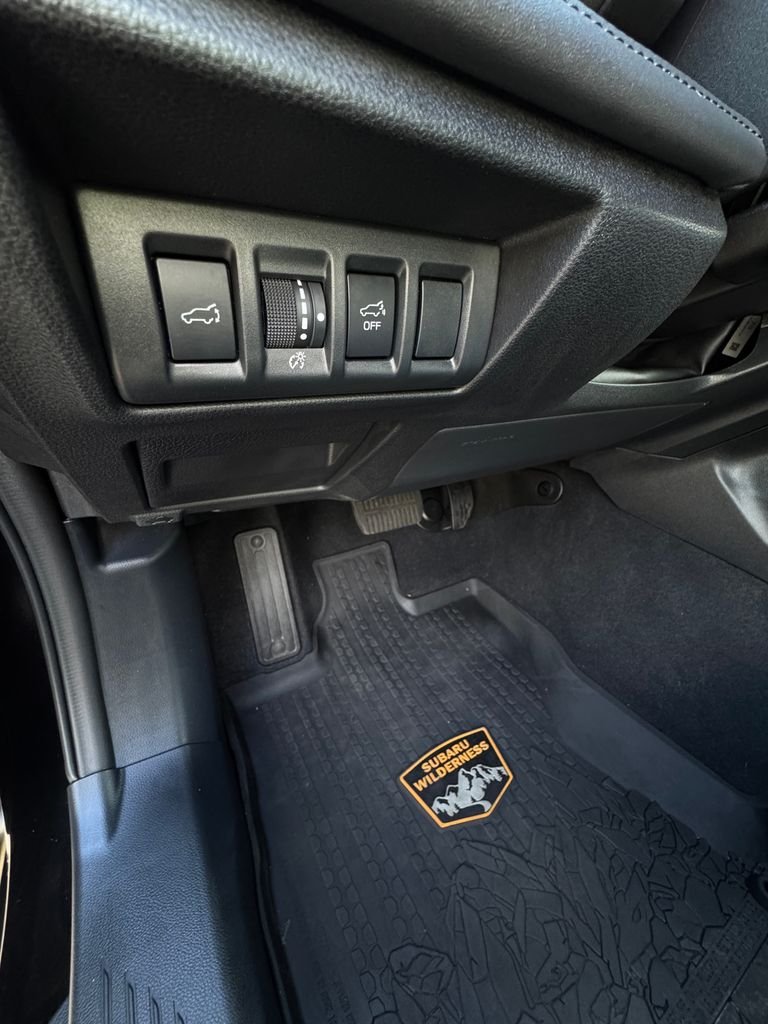 Used 2025 Crystal Black Silica Subaru Wilderness image 15