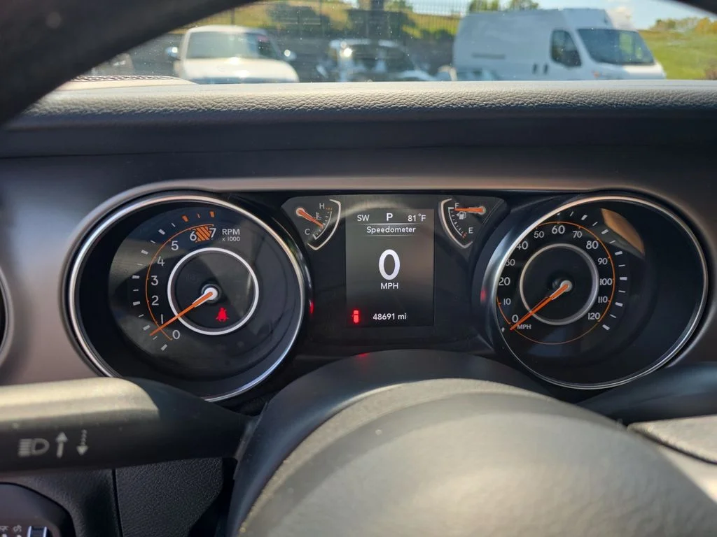 Used 2021 Sting-Gray Clearcoat Jeep Unlimited Sport image 15